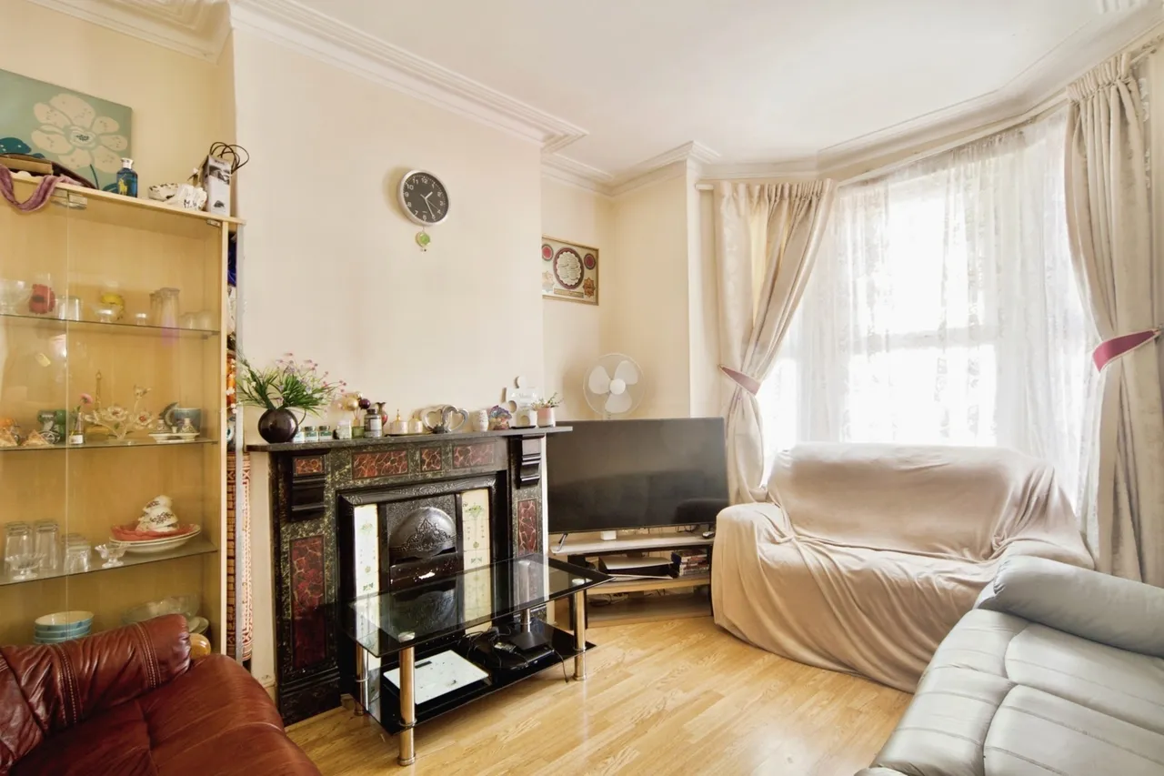 Mitcham Road, East Ham, London, E6, photo 2