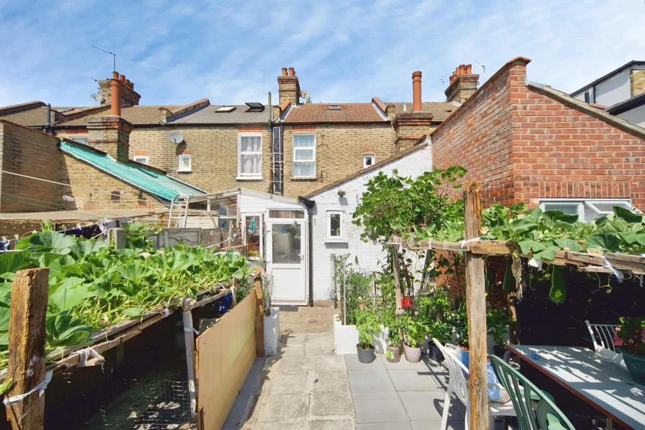 Mitcham Road, East Ham, London, E6, photo 12