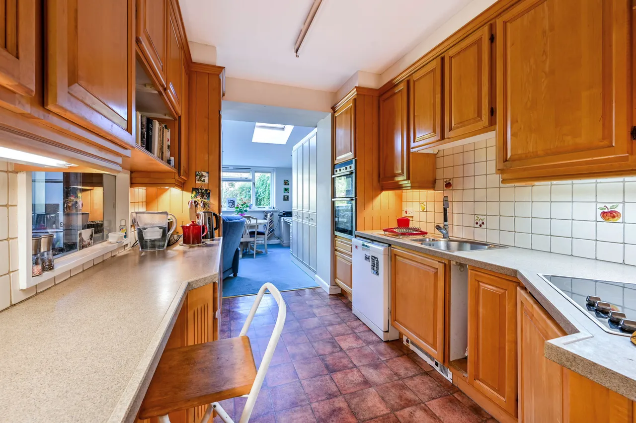 New Malden, KT3, photo 5