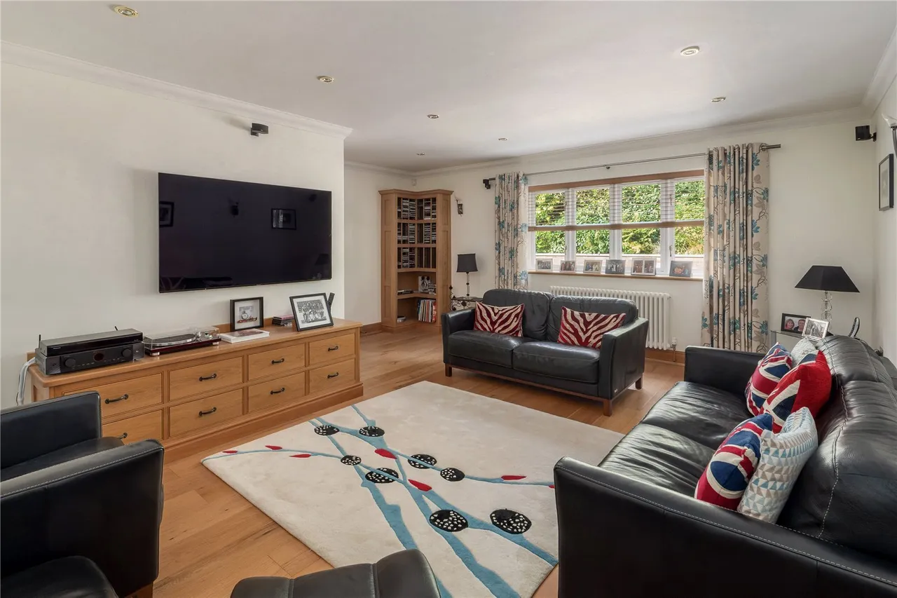 Chelford Road, Prestbury, SK10, photo 9