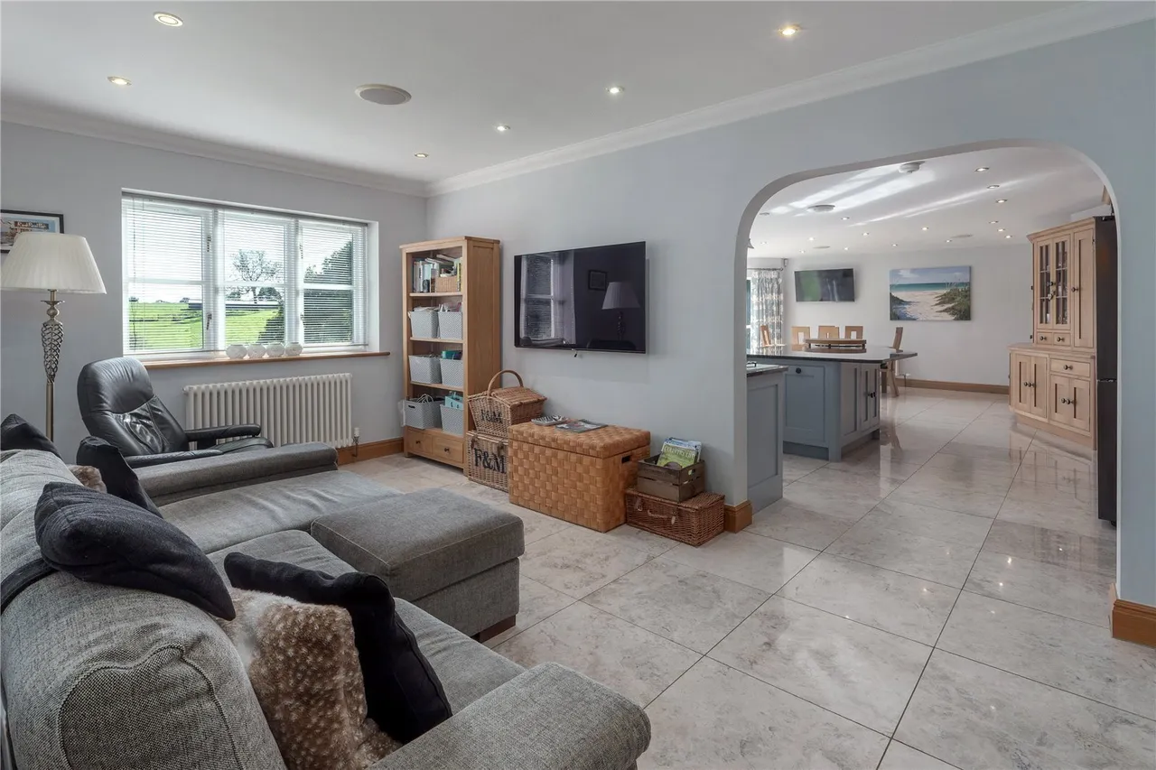 Chelford Road, Prestbury, SK10, photo 6
