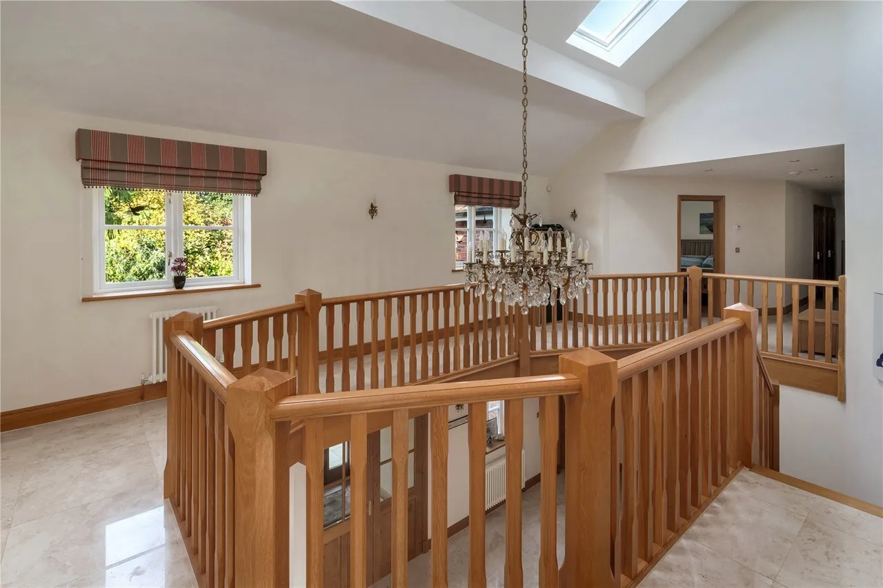 Chelford Road, Prestbury, SK10, photo 13