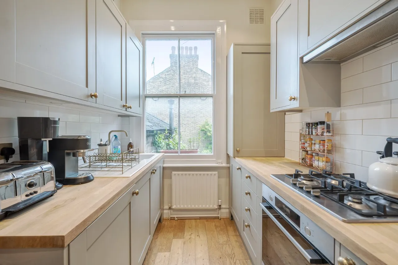 Kennington Park Place, Kennington, London, SE11, photo 2