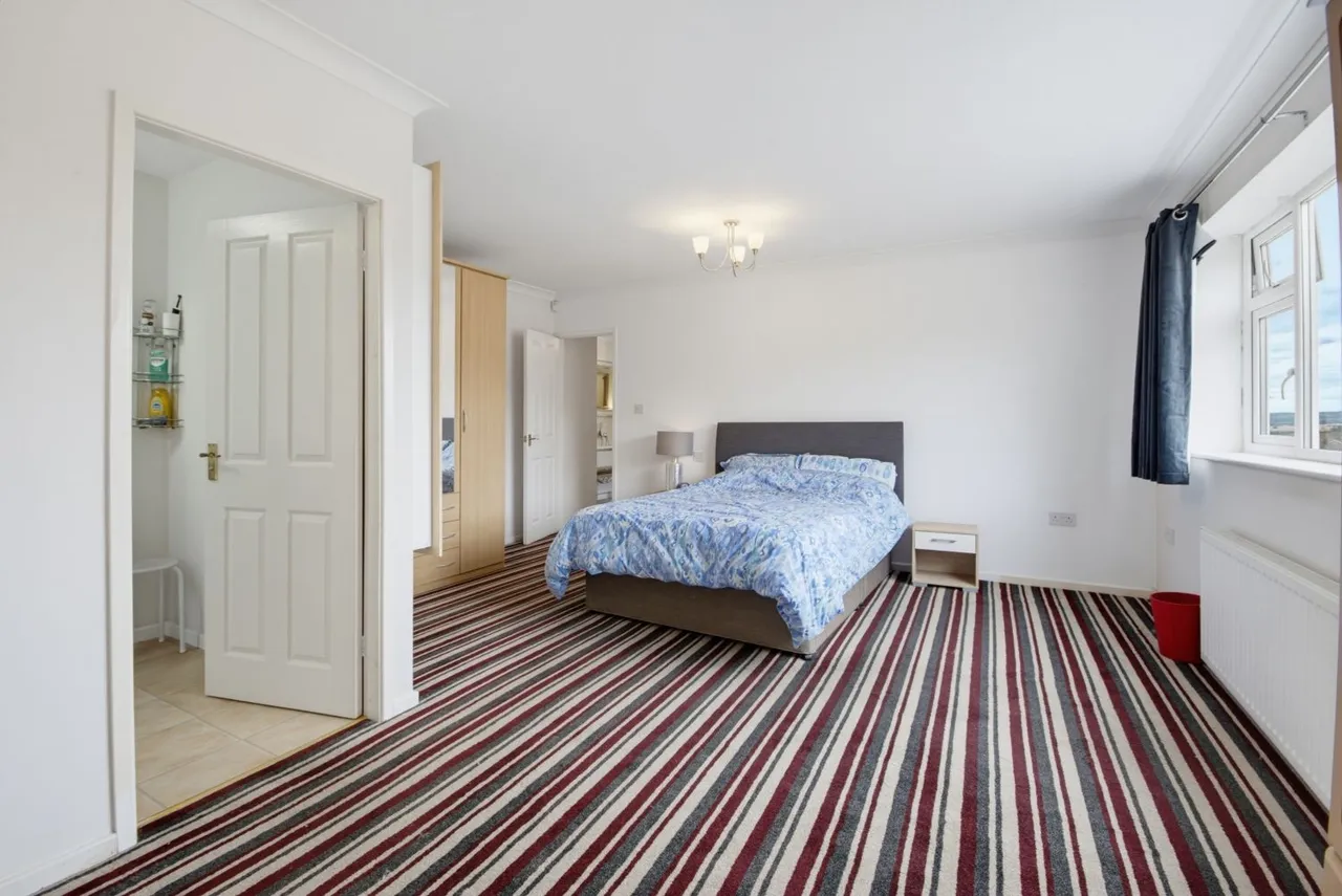 Spinneyfield, Rotherham, S60, photo 13
