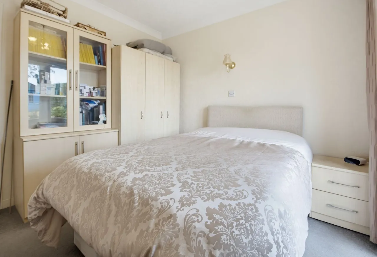 Spinneyfield, Rotherham, S60, photo 17