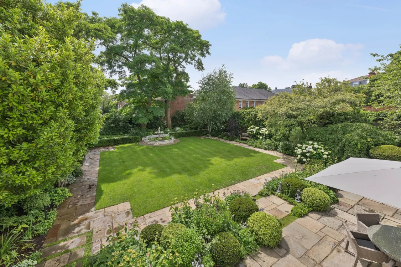 The Green, Richmond, Surrey, TW9 1PB, photo 8