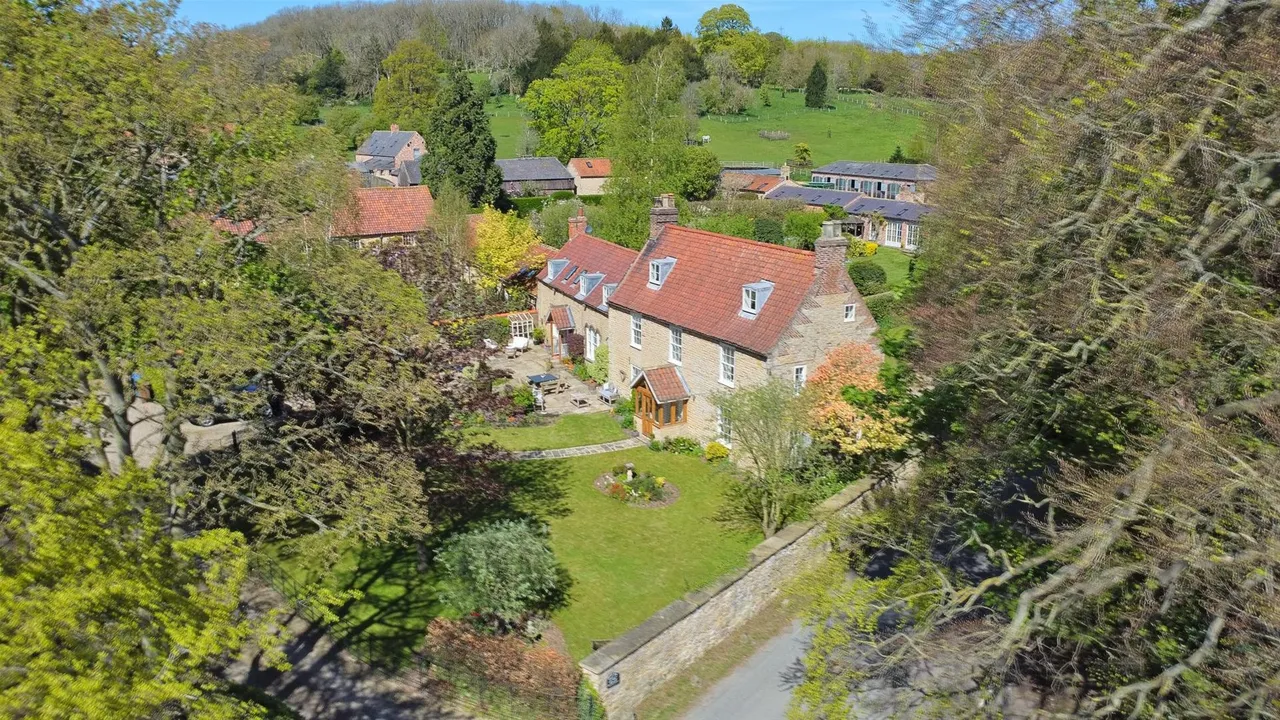 Burrill Lane, Brantingham, photo 27