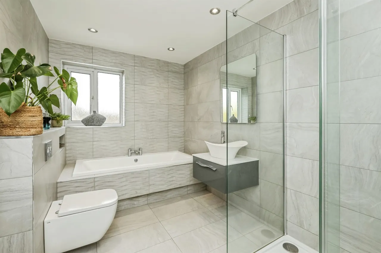 Sandbeck Court, Bawtry, Doncaster, photo 3