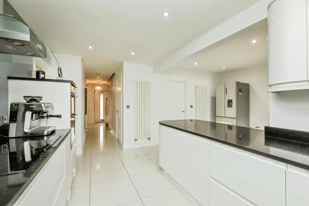 Sandbeck Court, Bawtry, Doncaster, photo 7