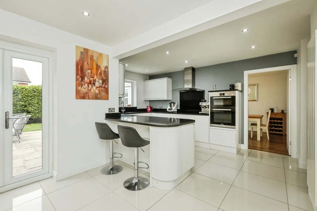 Sandbeck Court, Bawtry, Doncaster, photo 6