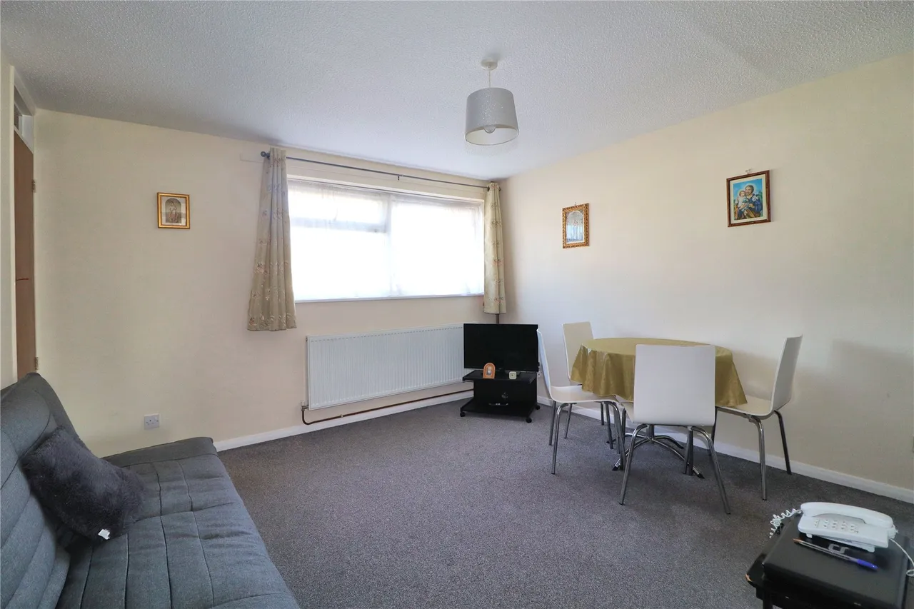 Walton Road, Woking, GU21, photo 6