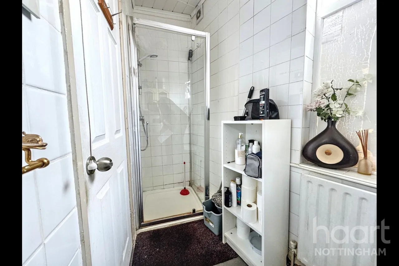 Hazelwood Road, Nottingham, NG7, photo 9
