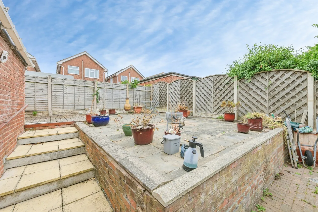 Beech Close, Kingsbury, B78, photo 15