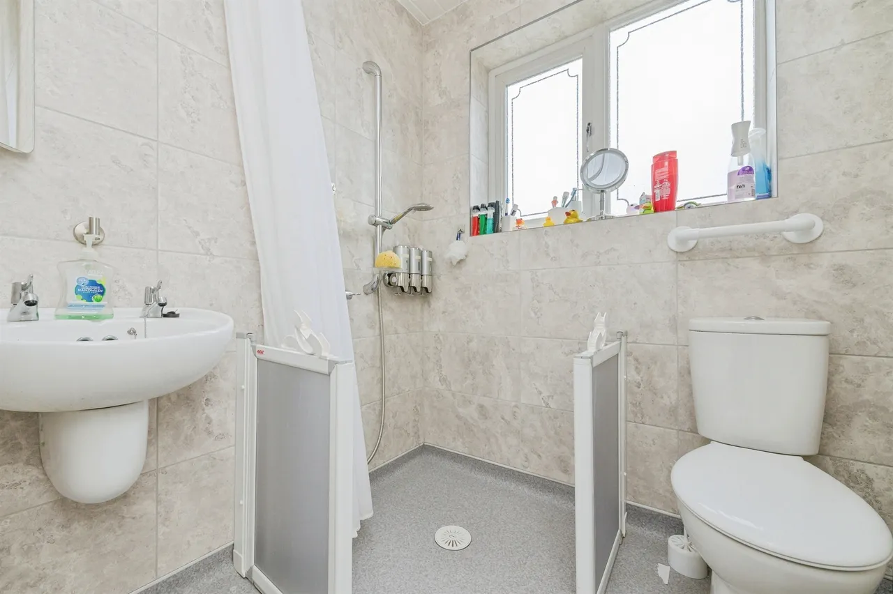 Beech Close, Kingsbury, B78, photo 12