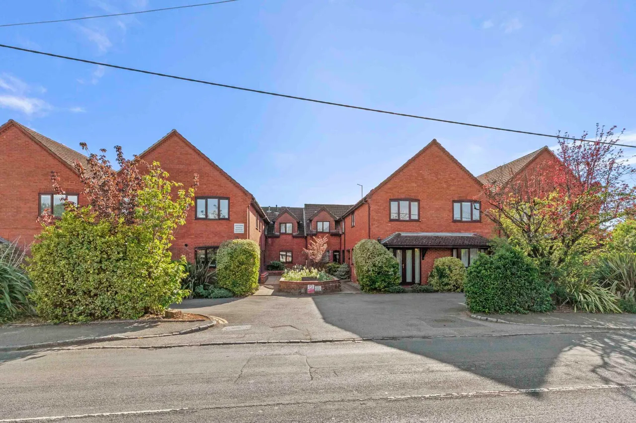 Hazlemere Road, Penn, HP10, photo 9