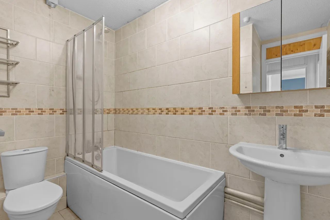 Hazlemere Road, Penn, HP10, photo 7