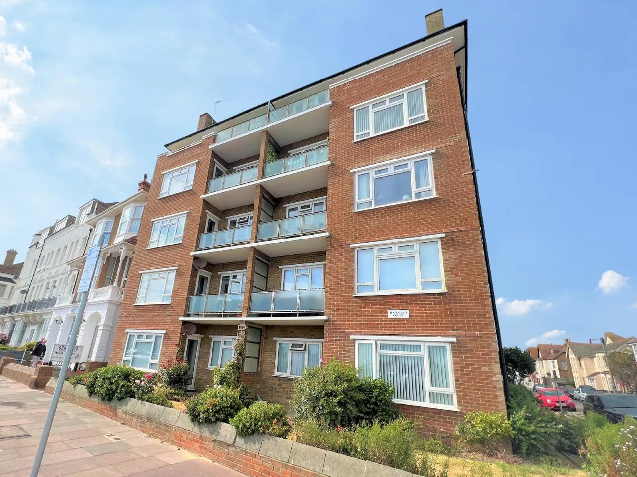 2 bed flat for sale — Marina, Bexhill-On-Sea, East Sussex, TN40 1DL