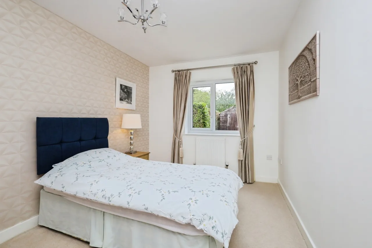 Totease Mews, Buxted, TN22, photo 12