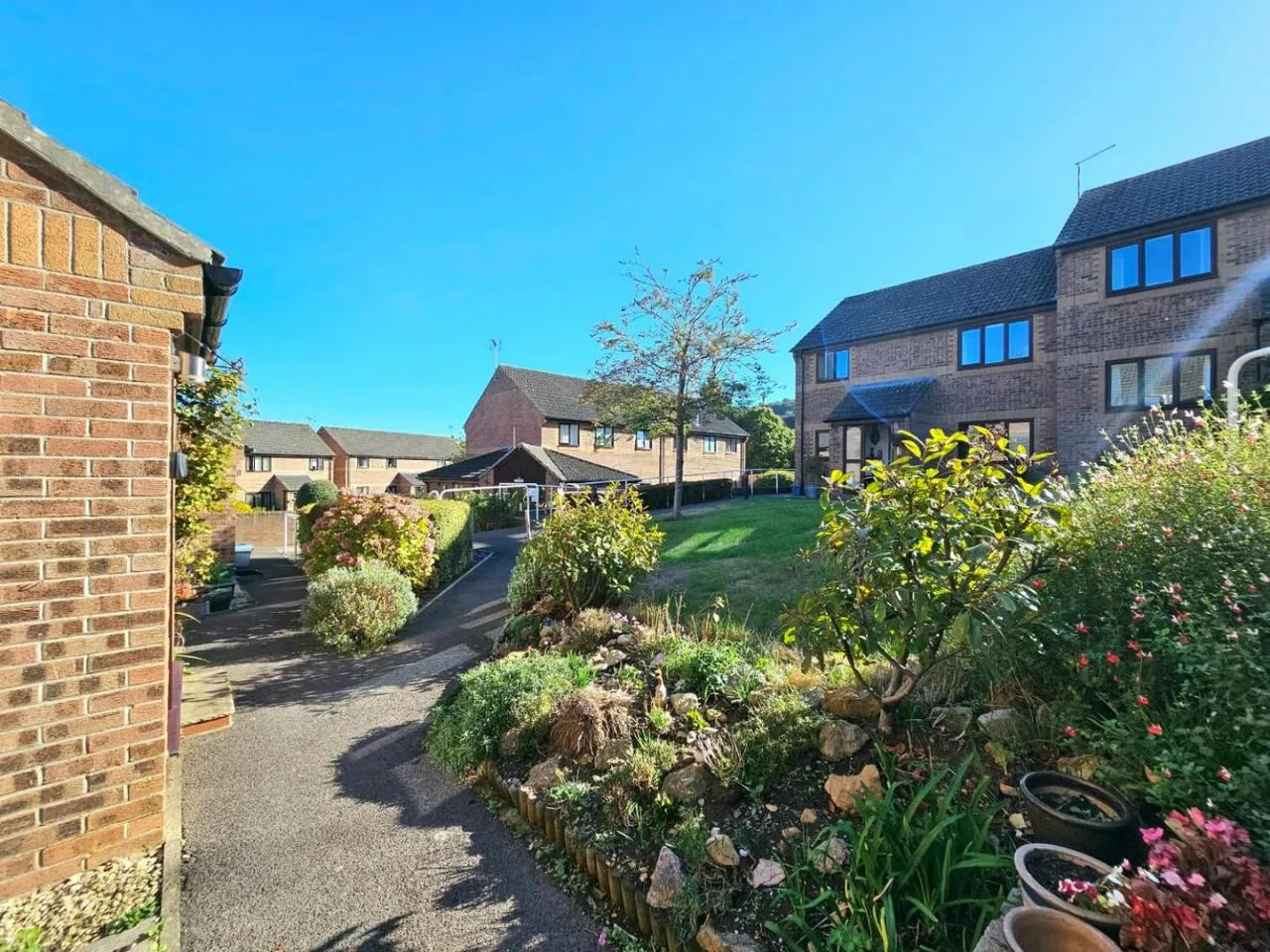 Little Quillet Court, Cam, GL11, photo 11