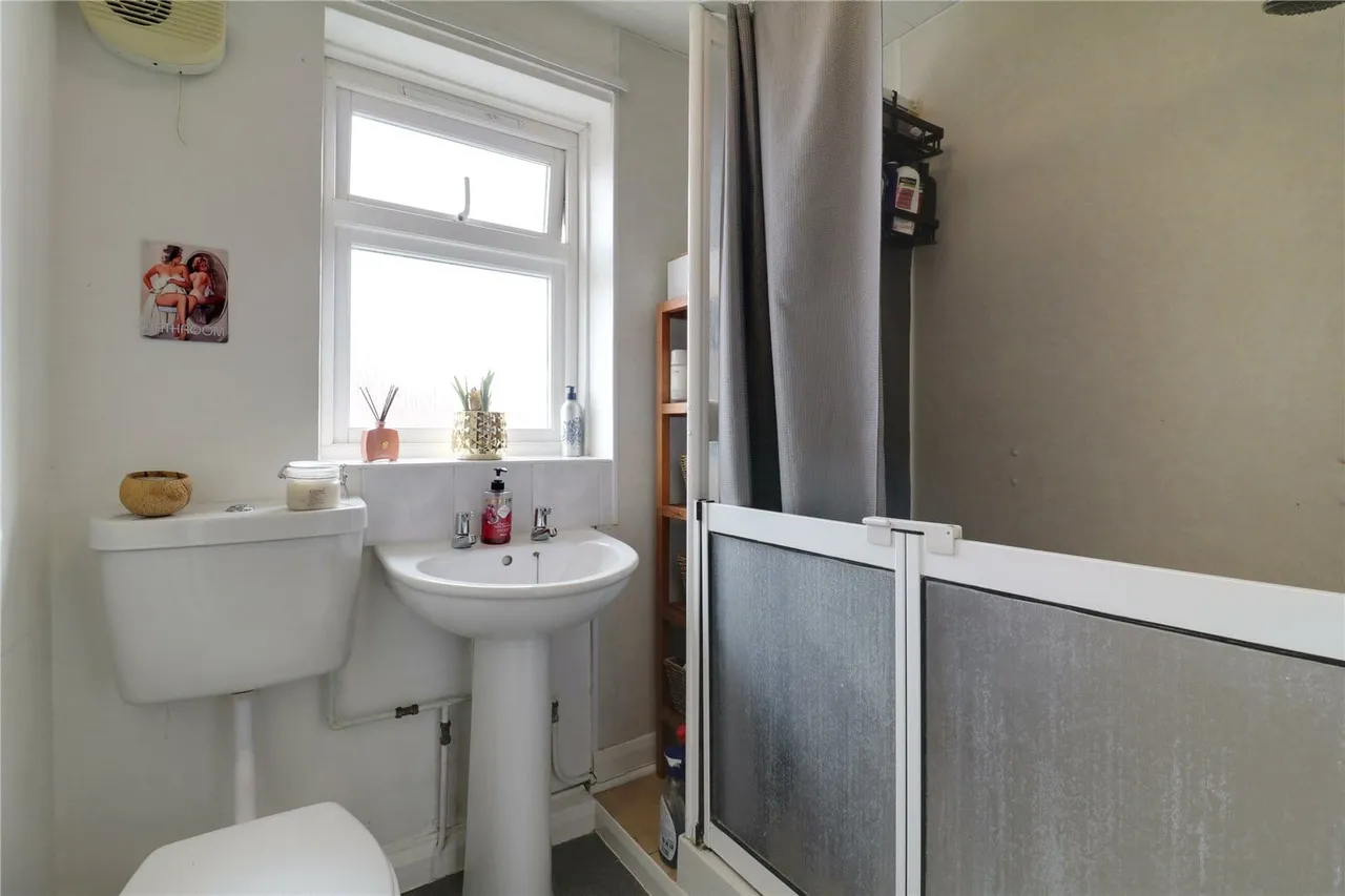 Cross Hill View, Barrow-Upon-Humber, DN19, photo 9