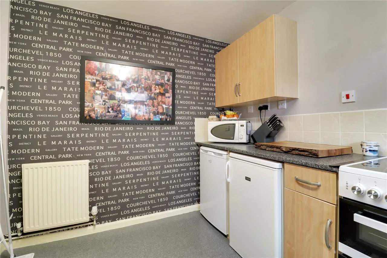 Cross Hill View, Barrow-Upon-Humber, DN19, photo 5