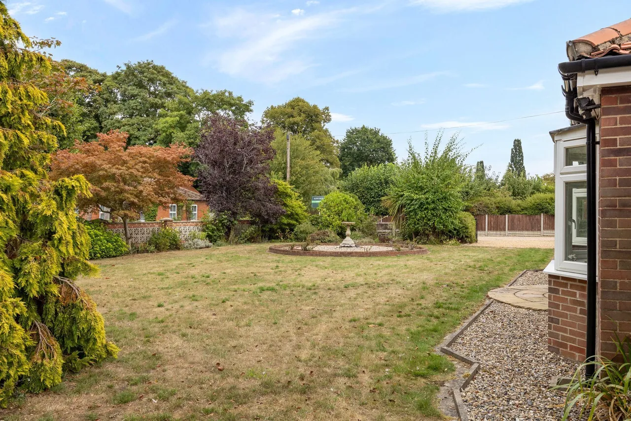 Glebe Close, Hingham, NR9, photo 2