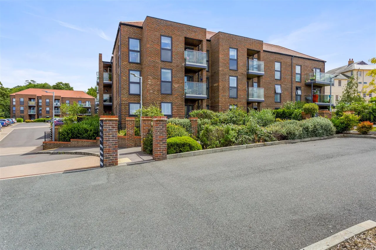 Lower Turk Street, Alton, GU34, photo 4