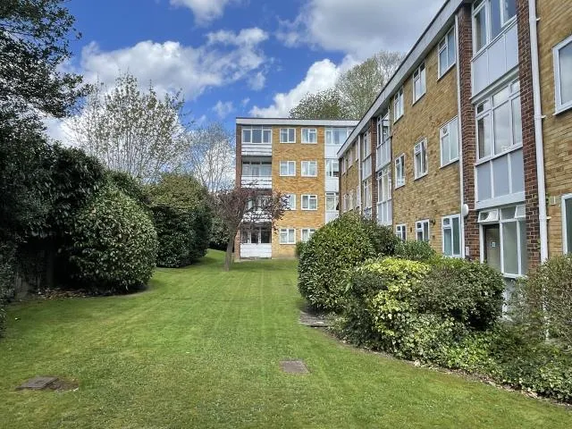 Radstone Court, Woking, GU22, photo 5