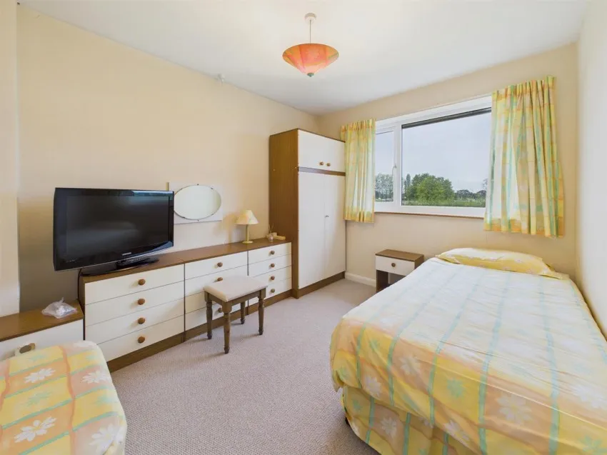Simon Road, Longlevens, photo 13