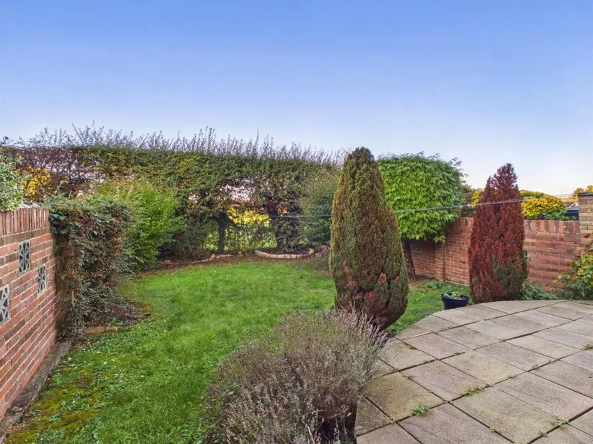 Simon Road, Longlevens, photo 4