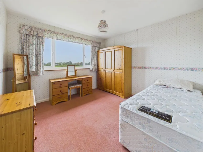 Simon Road, Longlevens, photo 14