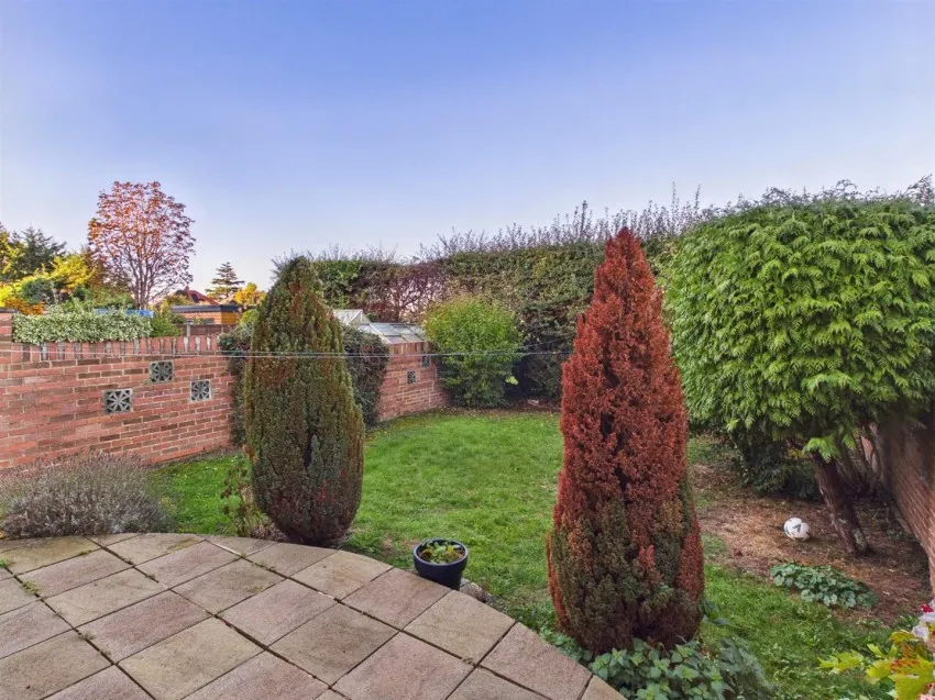 Simon Road, Longlevens, photo 16