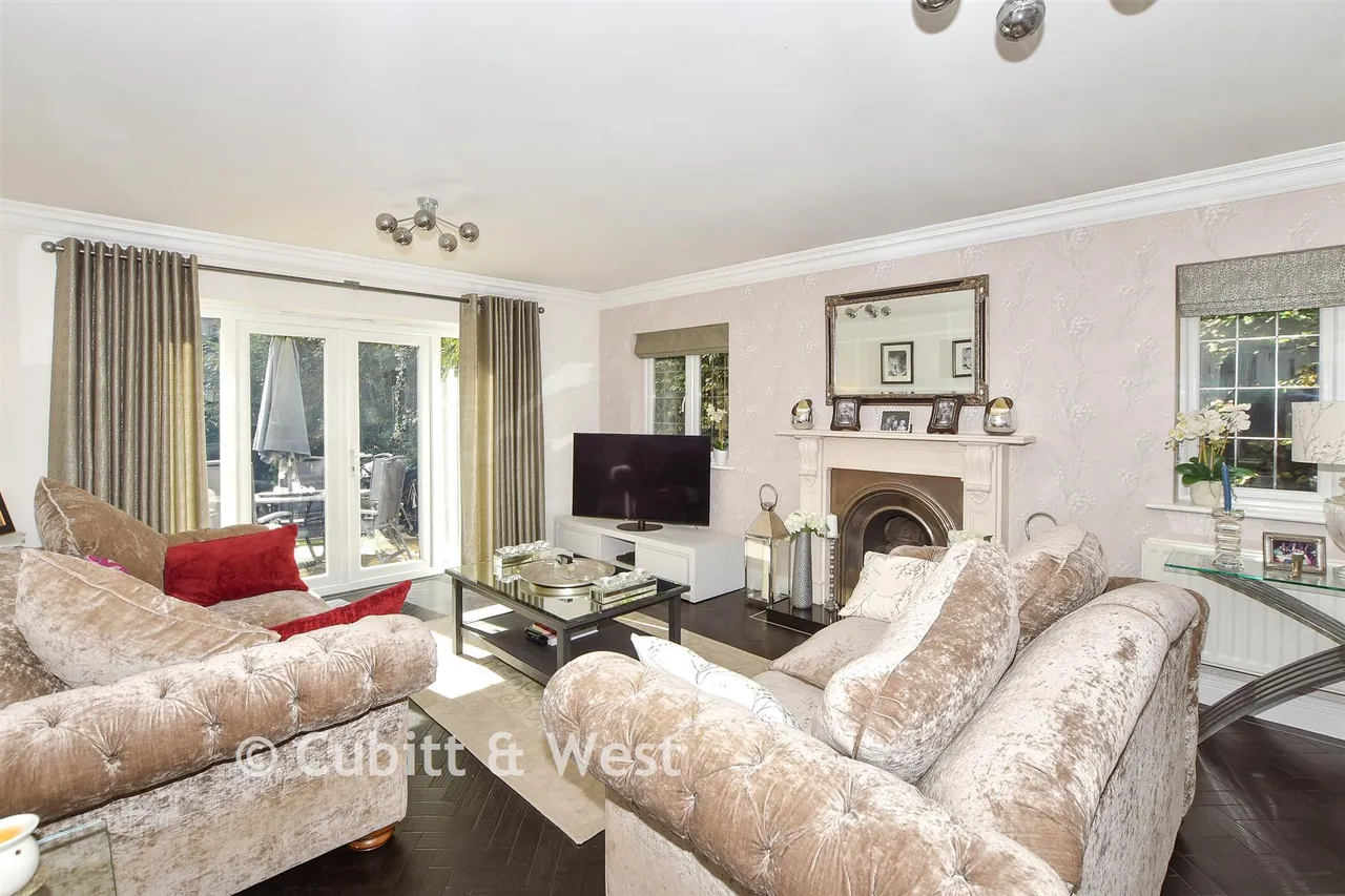 Broad Oak, Buxted, TN22, photo 3