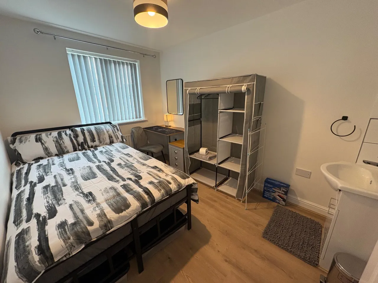 Chepstow Road, Oakley Vale, Corby, NN18, photo 3