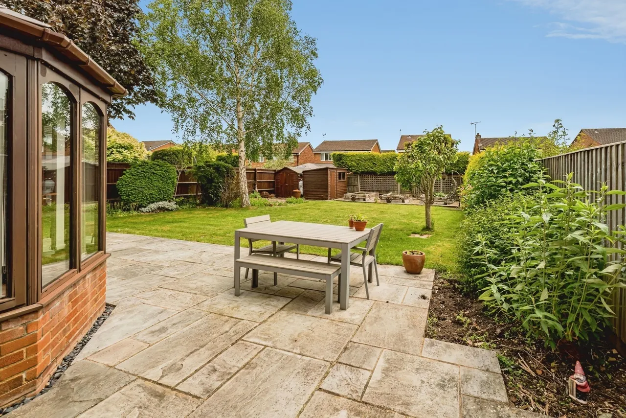 Winterton Drive, AYLESBURY, Buckinghamshire, HP21, photo 13