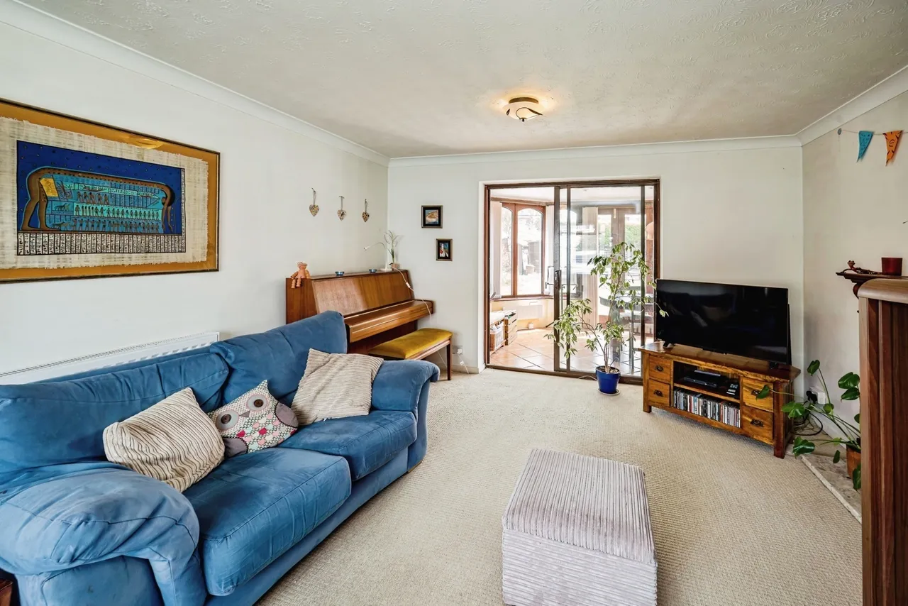 Winterton Drive, AYLESBURY, Buckinghamshire, HP21, photo 16