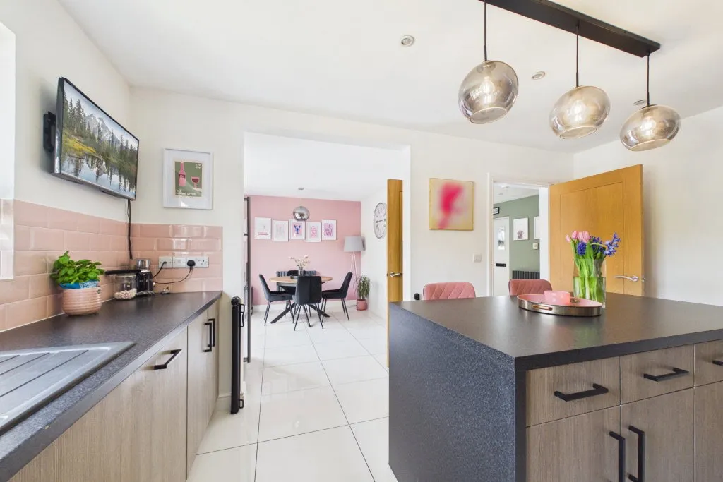 Newark Road, North Hykeham, LN6, photo 8