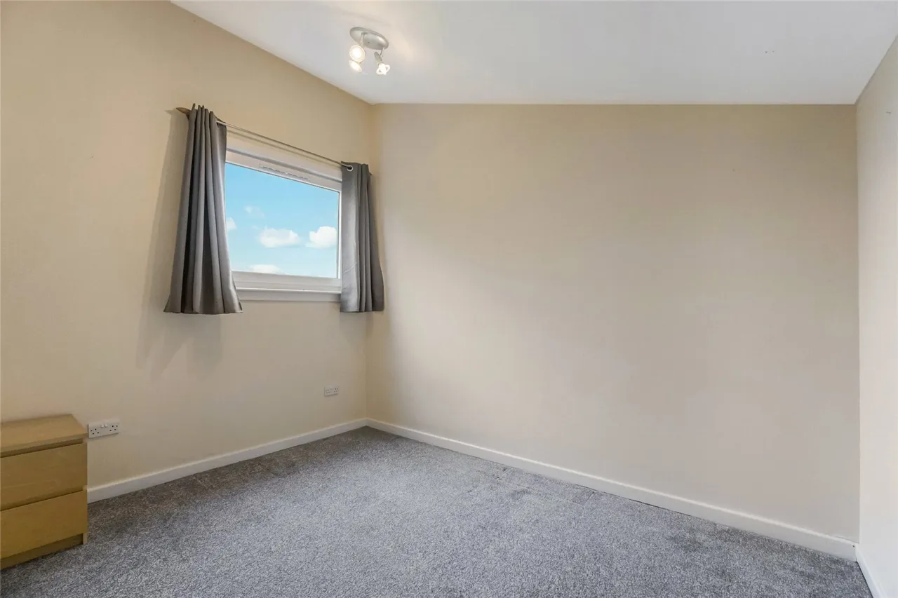 Cricketfield Lane, Houston Village, PA6, photo 10