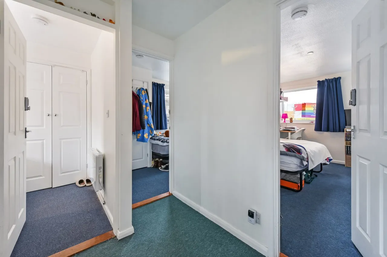 Northlands Drive, Winchester, photo 9