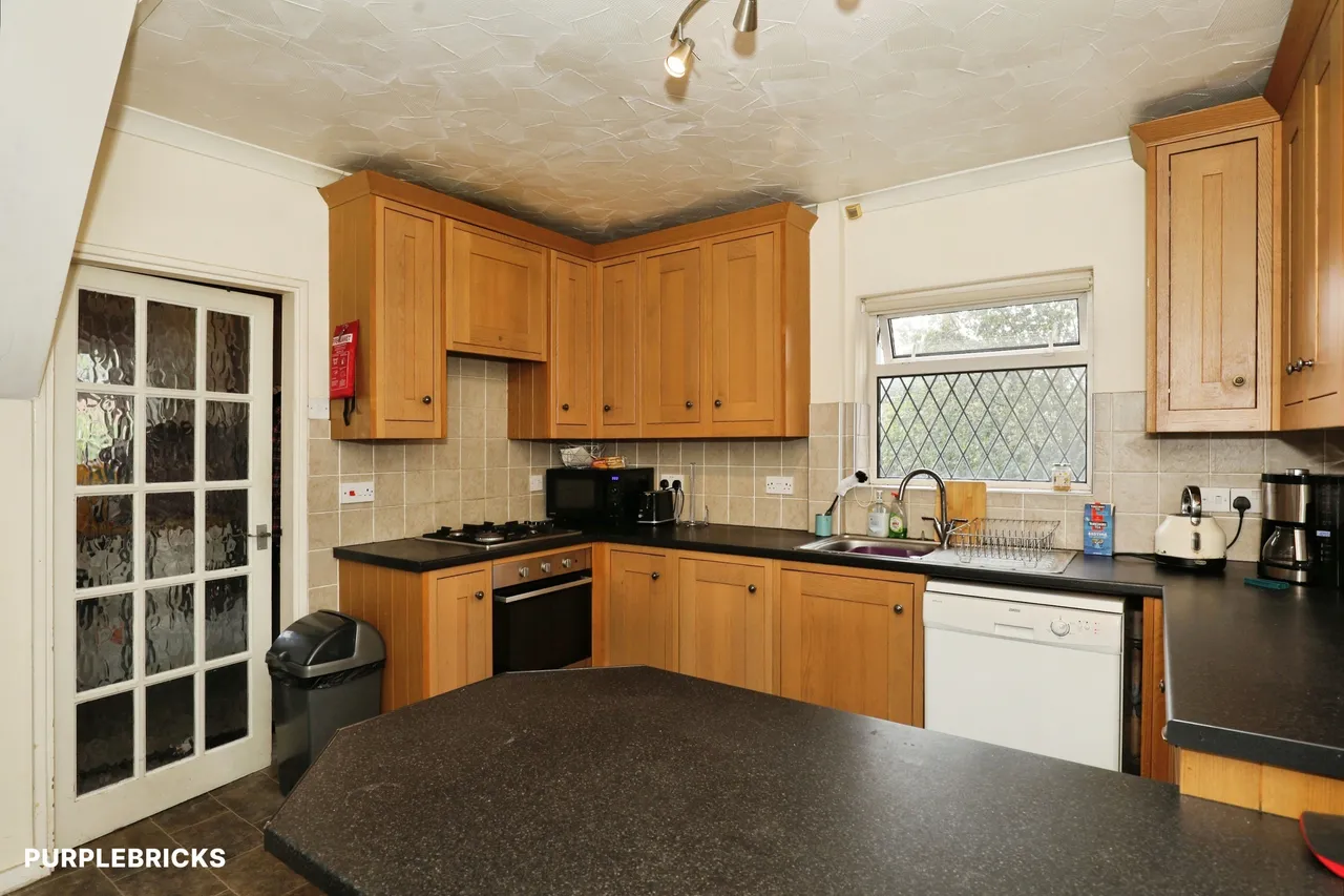 Hughson Grove, Stoke-On-Trent, ST6, photo 9