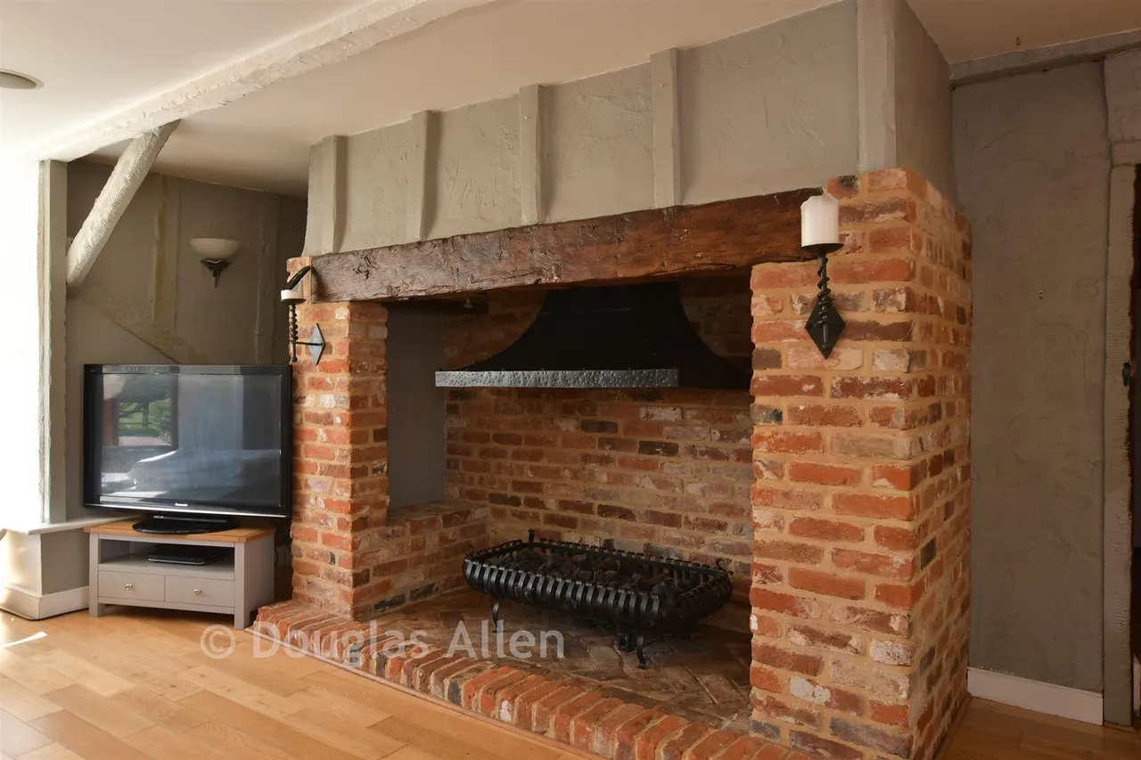Ashwells Road, Pilgrims Hatch, CM15, photo 6
