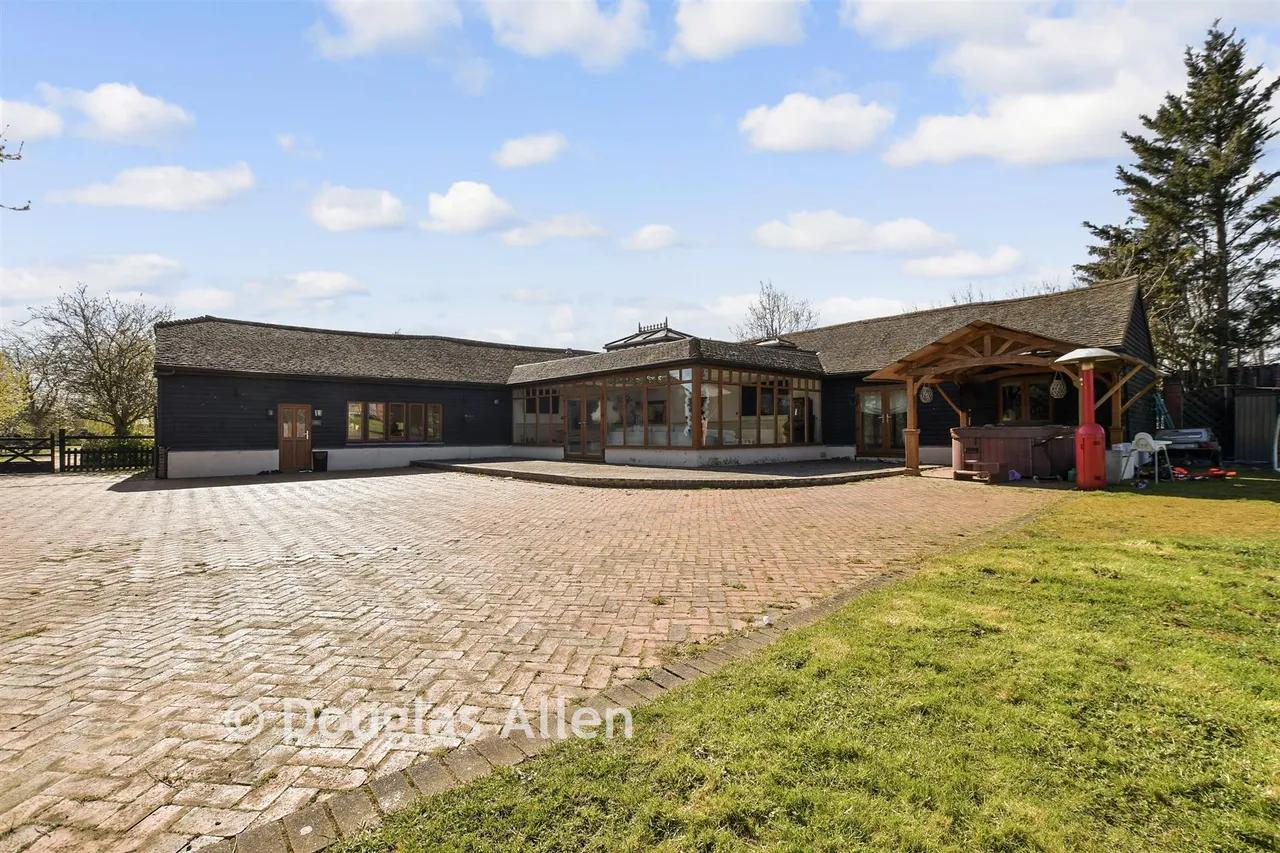 Ashwells Road, Pilgrims Hatch, CM15, photo 17