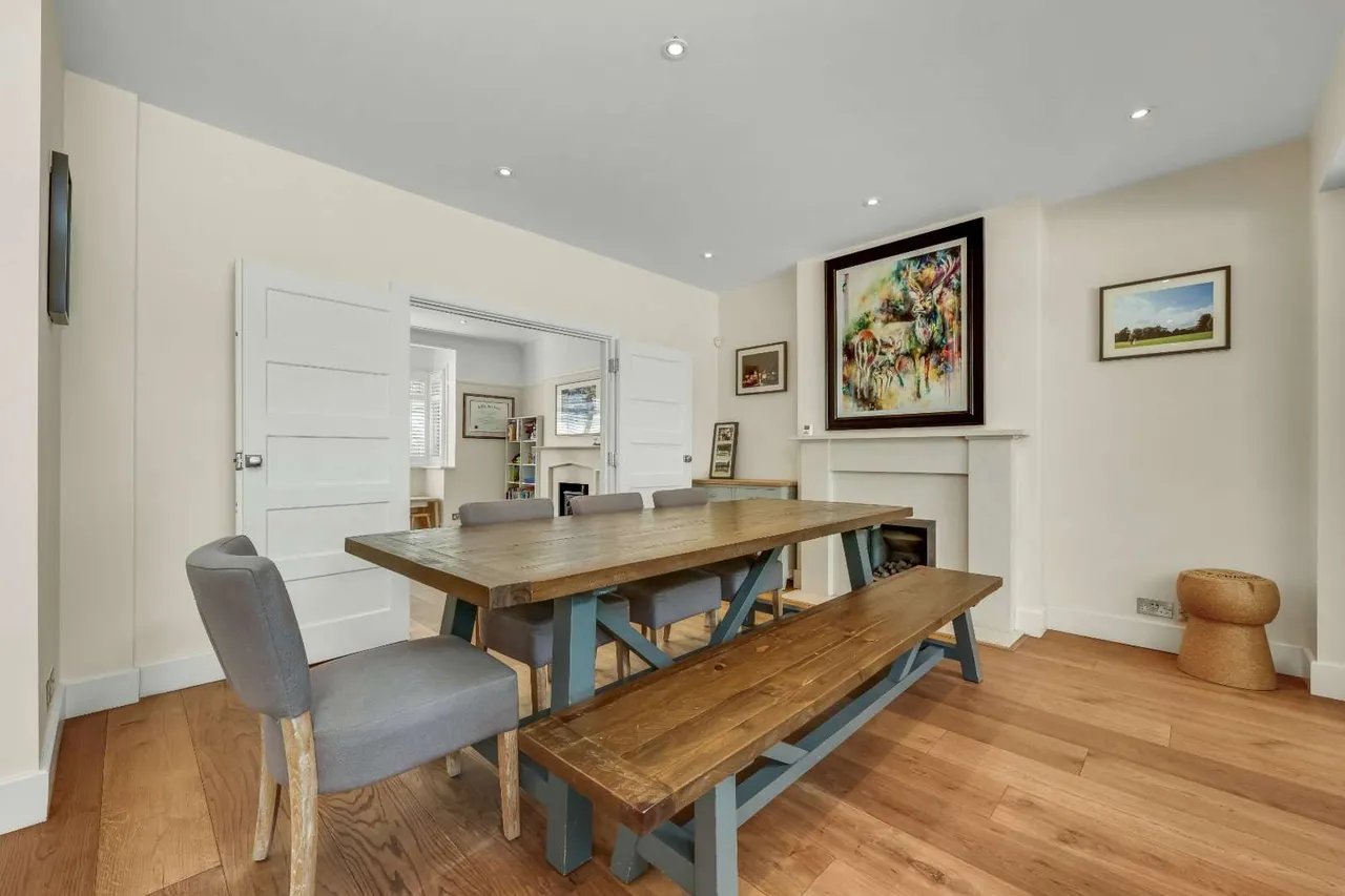 The Woodlands, Esher, Surrey, KT10 8DD, photo 5