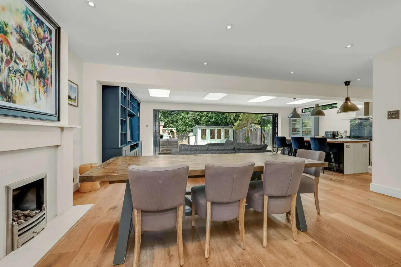 The Woodlands, Esher, Surrey, KT10 8DD, photo 4