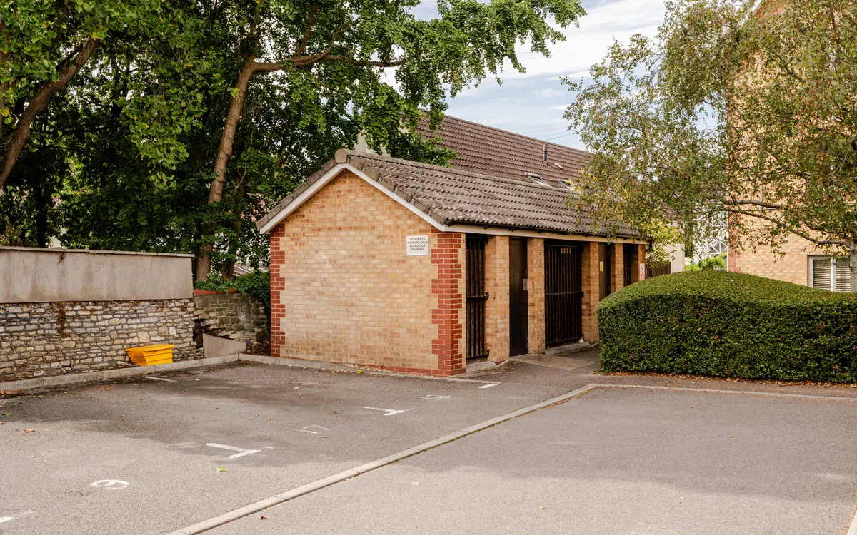 Merrywood Court, Knowle, BS4, photo 11