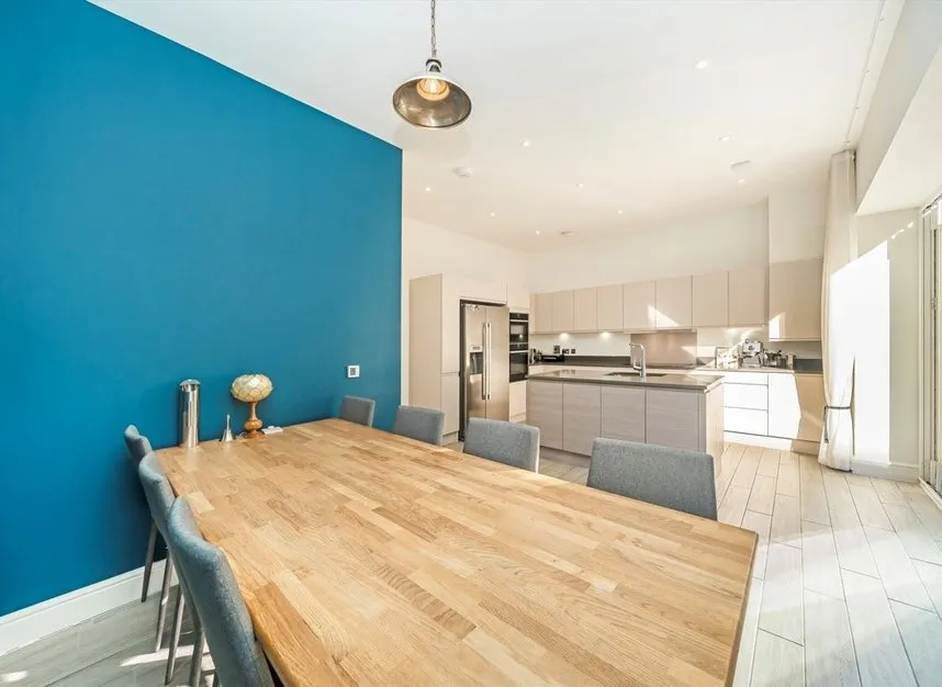 Lourdes Close, Blackheath, SE13, photo 5
