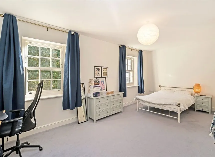 Lourdes Close, Blackheath, SE13, photo 3