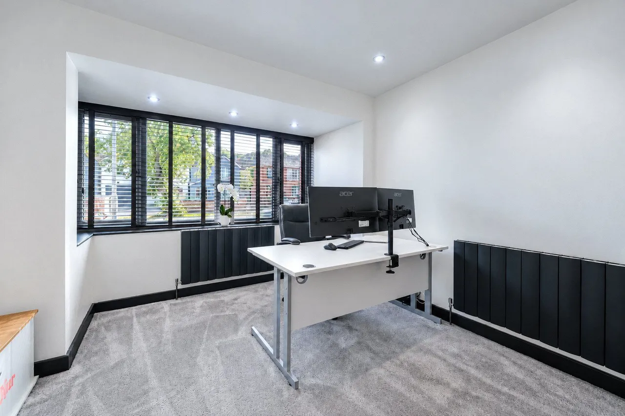 Thornes Road, Wakefield, WF2, photo 14