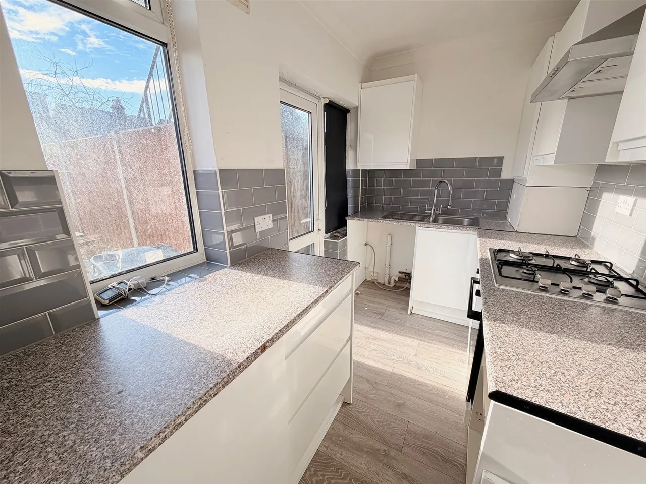 Grosvenor Road, Romford, Essex RM7 0QU, photo 7