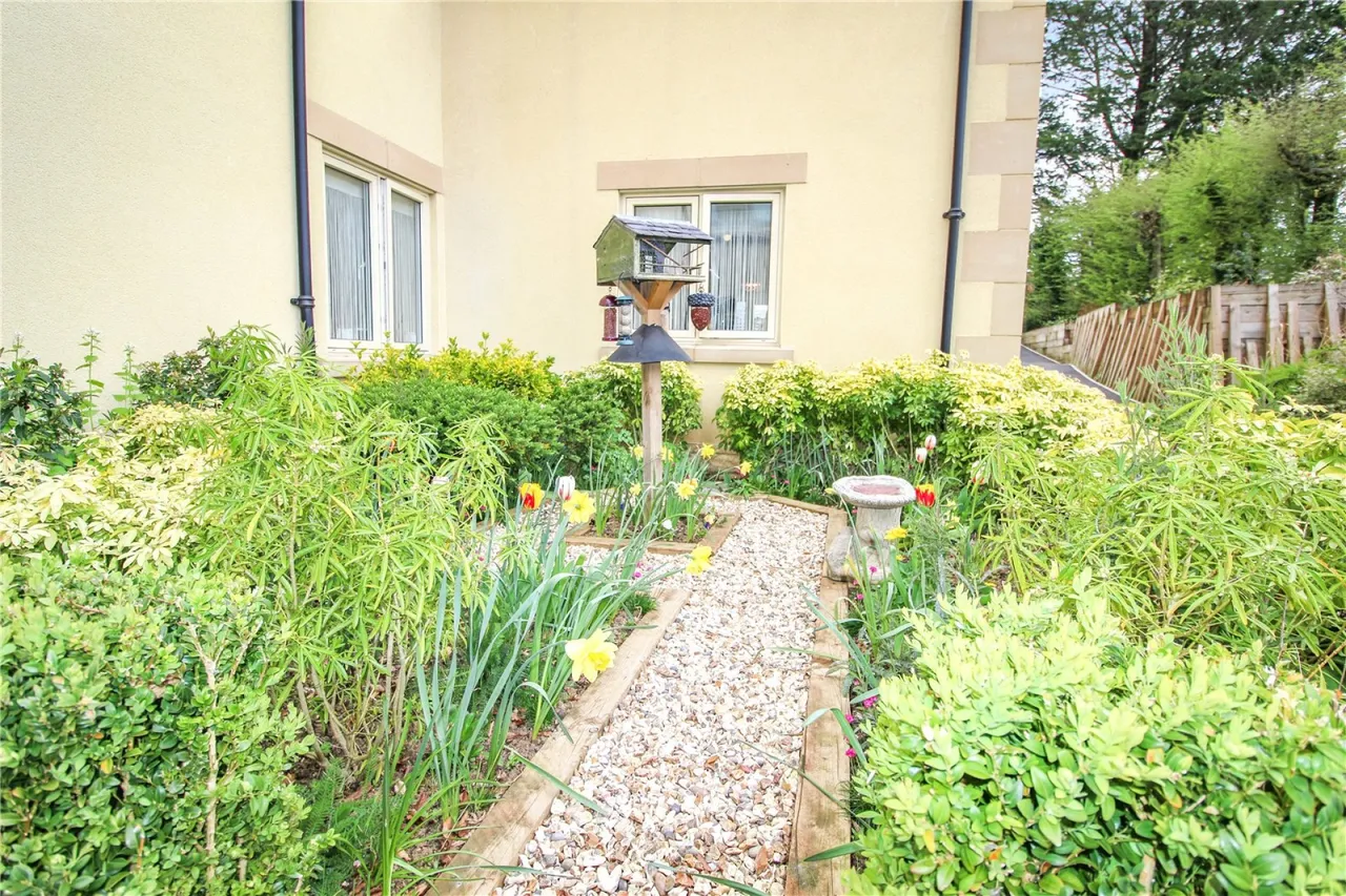 Stratton Court, Stratton, GL7, photo 5